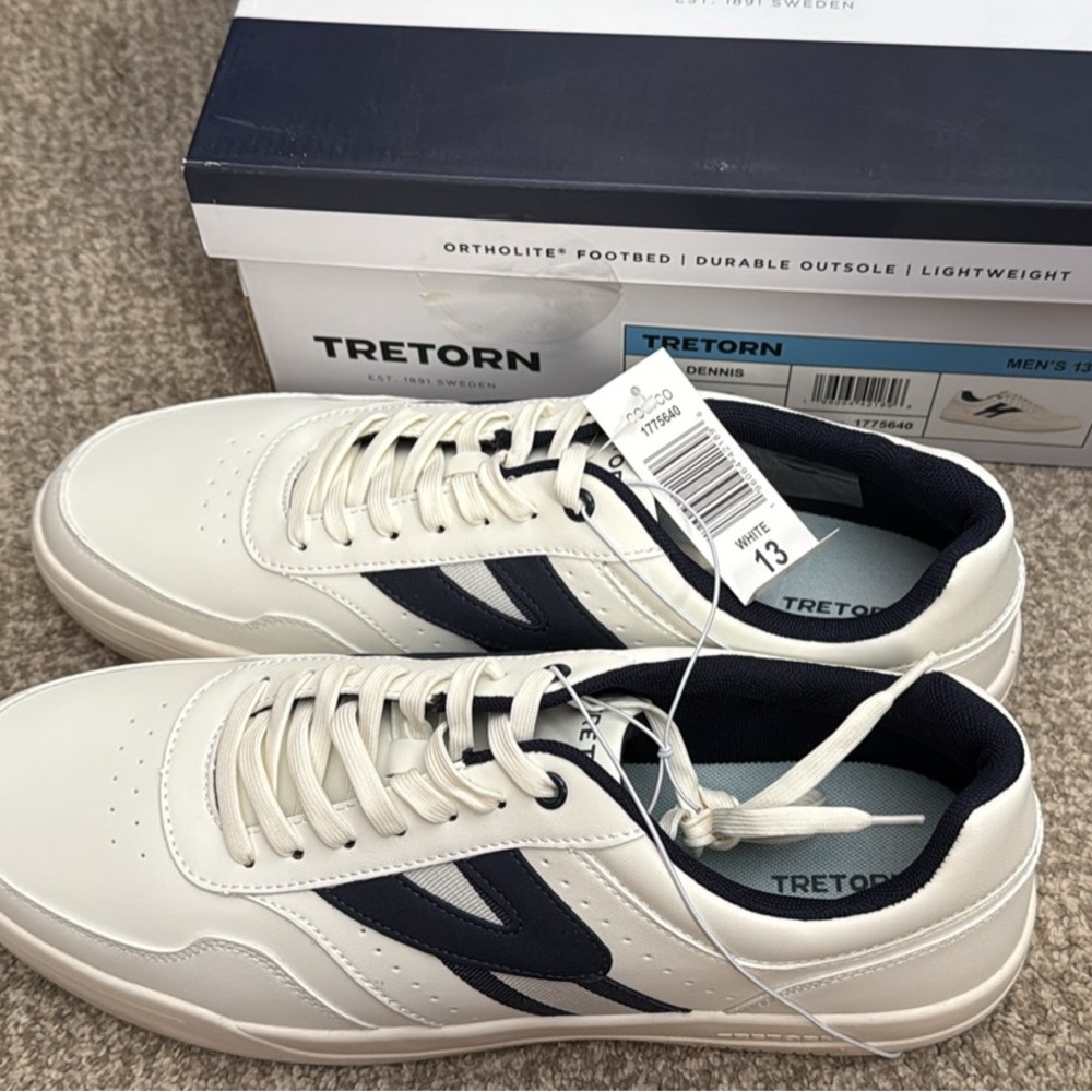 Tretorn Men's Cream and Navy blue Sneakers